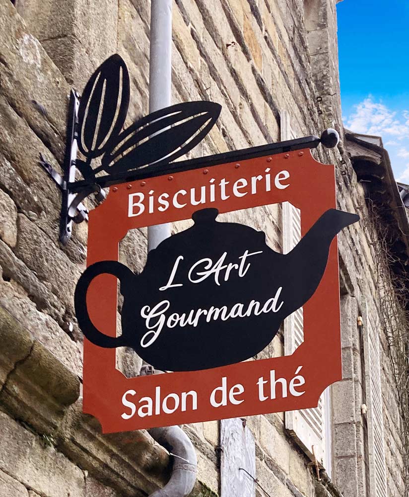 Réseaux sociaux de L'Art Gourmand à Rochefort-en-Terre animés par jane Web
